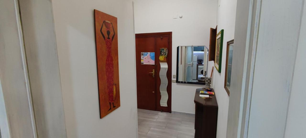 בארי Super Central Studio, No Noise, Near Seaside, Shops מראה חיצוני תמונה